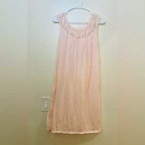 Vintage 70s Gown Philmaid NWOT Blush Lace Trim Chemise Size M